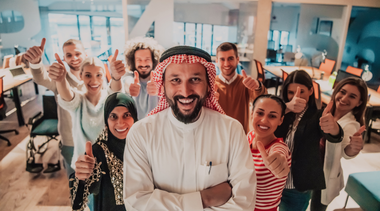 التحديات النفسية وإدارة التوتر للمهنيين في الشارقة
