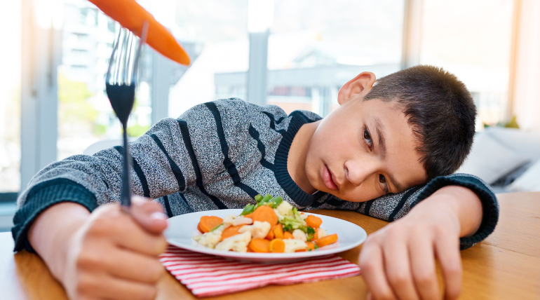 دور التغذية في إدارة اضطراب فرط الحركة وتشتت الانتباه (ADHD) لدى الأطفال في الإمارات