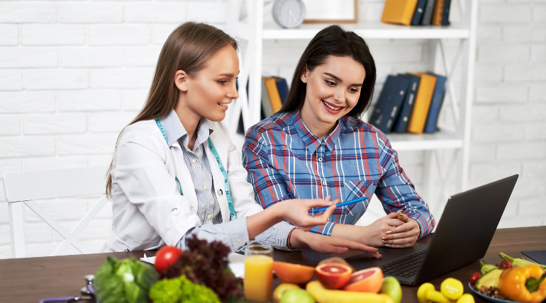 What Does a Clinical Nutritionist Really Do?