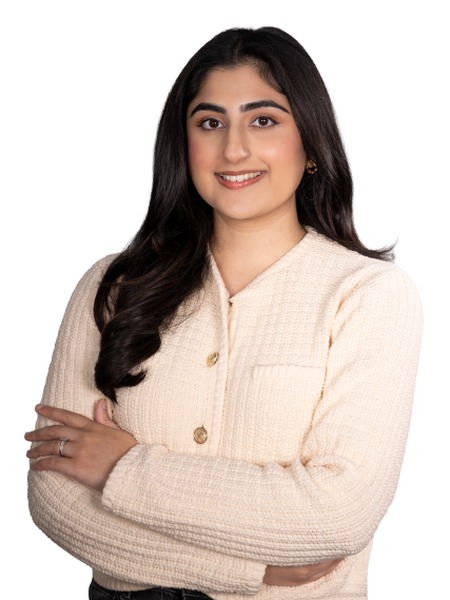 زينب أختر
