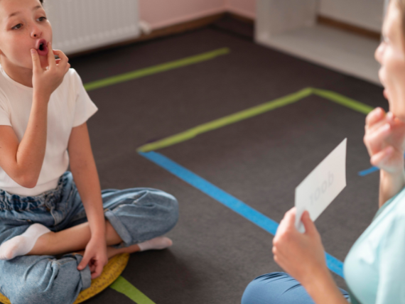 Supporting Children with Language-Based Learning Disabilities دعم الأطفال الذين يعانون من صعوبات التعلم اللغوية