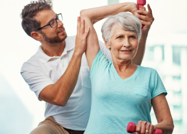 Don’t Ignore the Pain: How Physiotherapy Helps Adults Stay Active and Independent